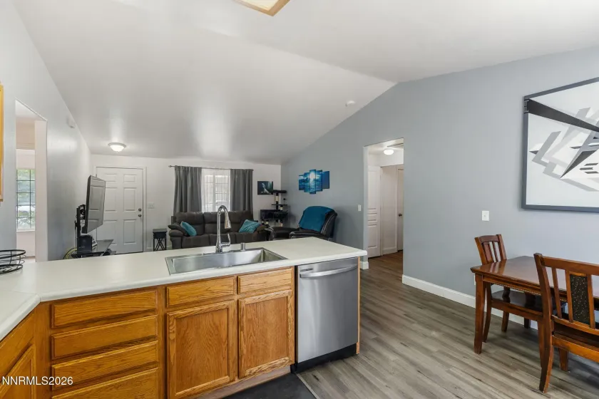 639 Brook, Fernley, Nevada 89408, 3 Bedrooms Bedrooms, ,2 BathroomsBathrooms,Residential,Residential,Brook,0,260012498