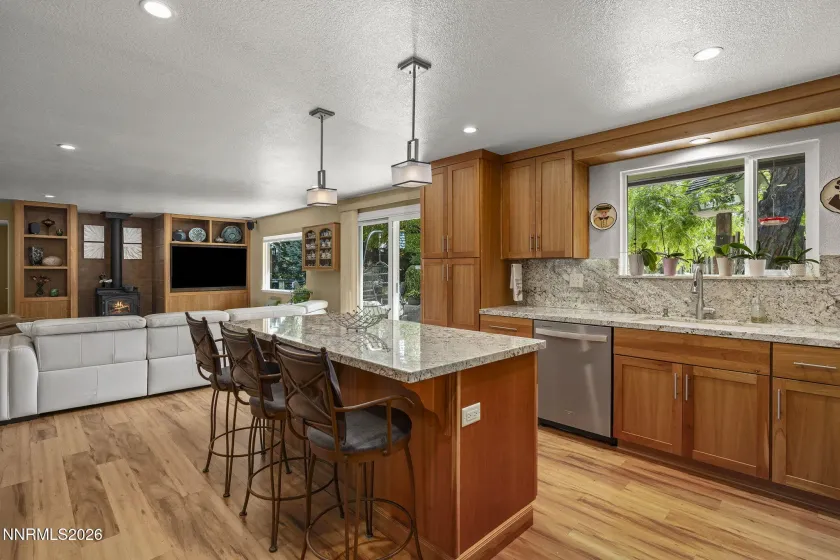 12940 Thomas Creek, Reno, Nevada 89511, 3 Bedrooms Bedrooms, ,2 BathroomsBathrooms,Residential,Residential,Thomas Creek,0,260012508