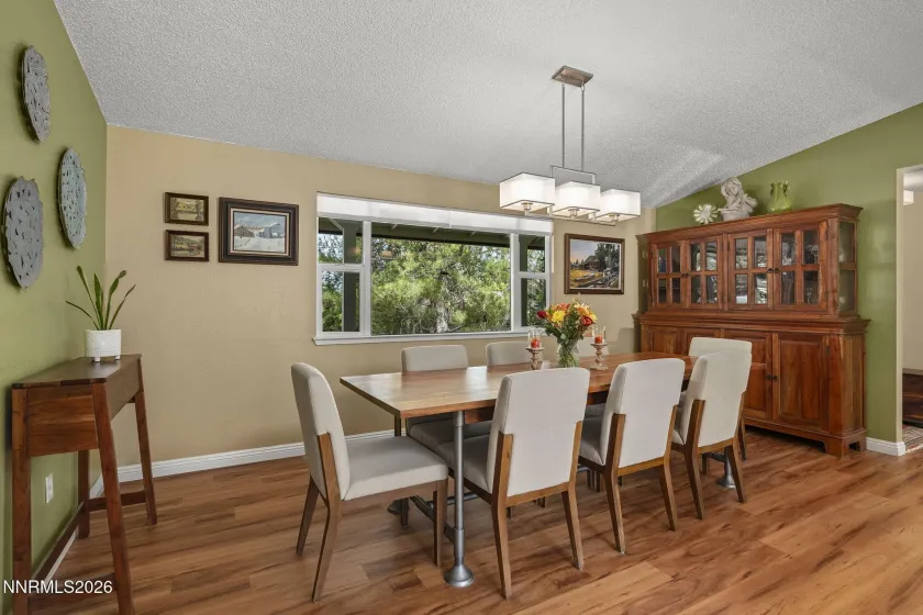 12940 Thomas Creek, Reno, Nevada 89511, 3 Bedrooms Bedrooms, ,2 BathroomsBathrooms,Residential,Residential,Thomas Creek,0,260012508