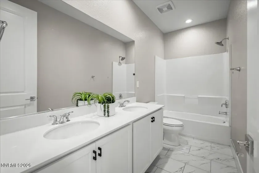 2219 Butte Creek, Sparks, Nevada 89436, 5 Bedrooms Bedrooms, ,4 BathroomsBathrooms,Residential,Residential,Butte Creek,0,260012510