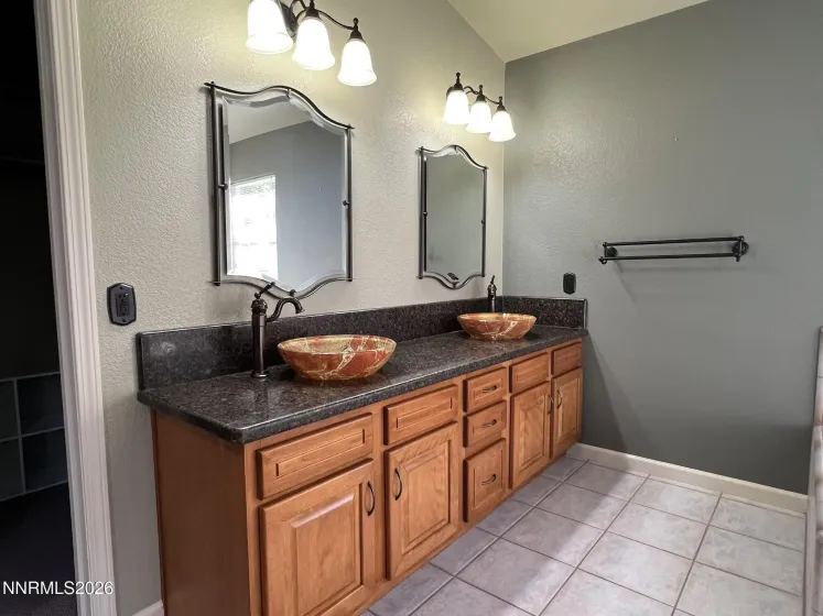 3905 Falling Water, Reno, Nevada 89519, 4 Bedrooms Bedrooms, ,3 BathroomsBathrooms,Residential,Residential,Falling Water,0,260012511