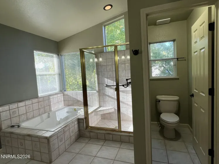 3905 Falling Water, Reno, Nevada 89519, 4 Bedrooms Bedrooms, ,3 BathroomsBathrooms,Residential,Residential,Falling Water,0,260012511