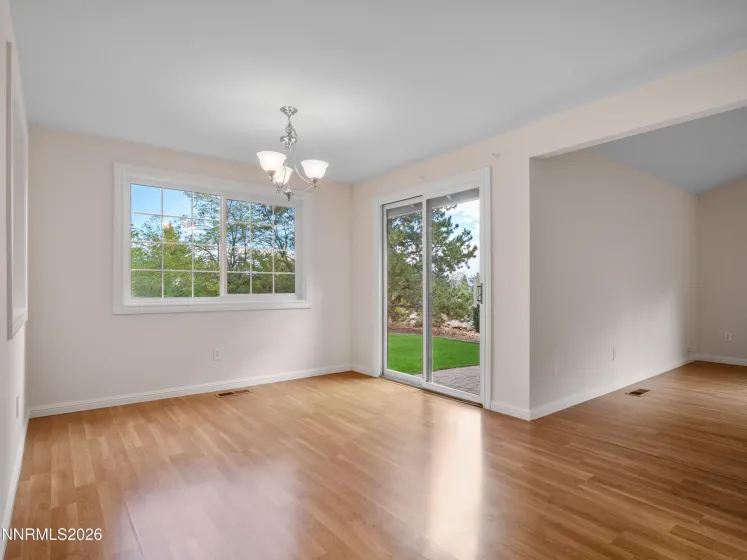 12745 Thomas Creek, Reno, Nevada 89511, 3 Bedrooms Bedrooms, ,2 BathroomsBathrooms,Residential,Residential,Thomas Creek,0,260012514