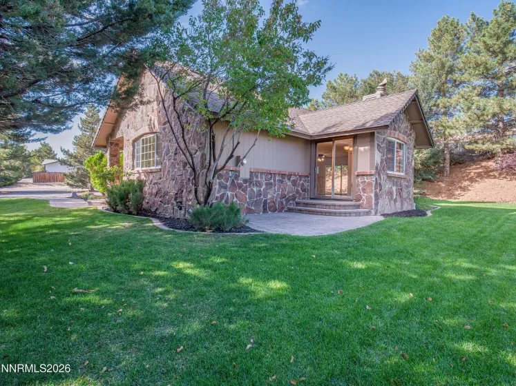 12745 Thomas Creek, Reno, Nevada 89511, 3 Bedrooms Bedrooms, ,2 BathroomsBathrooms,Residential,Residential,Thomas Creek,0,260012514