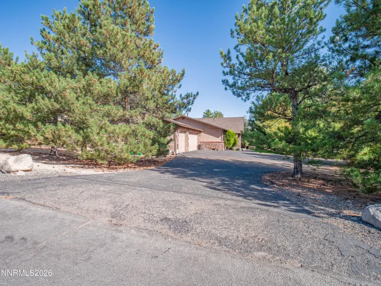 12745 Thomas Creek, Reno, Nevada 89511, 3 Bedrooms Bedrooms, ,2 BathroomsBathrooms,Residential,Residential,Thomas Creek,0,260012514