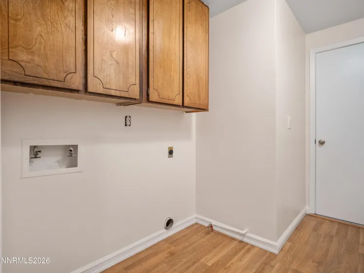 12745 Thomas Creek, Reno, Nevada 89511, 3 Bedrooms Bedrooms, ,2 BathroomsBathrooms,Residential,Residential,Thomas Creek,0,260012514