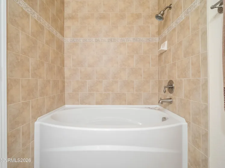 12745 Thomas Creek, Reno, Nevada 89511, 3 Bedrooms Bedrooms, ,2 BathroomsBathrooms,Residential,Residential,Thomas Creek,0,260012514