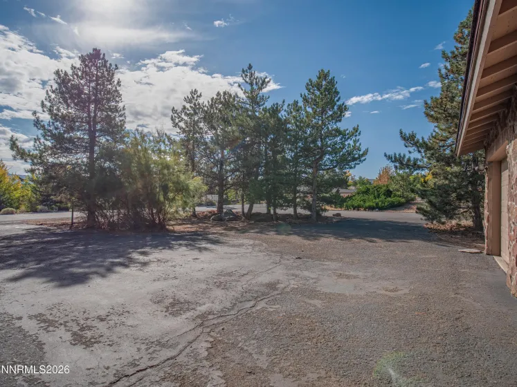 12745 Thomas Creek, Reno, Nevada 89511, 3 Bedrooms Bedrooms, ,2 BathroomsBathrooms,Residential,Residential,Thomas Creek,0,260012514