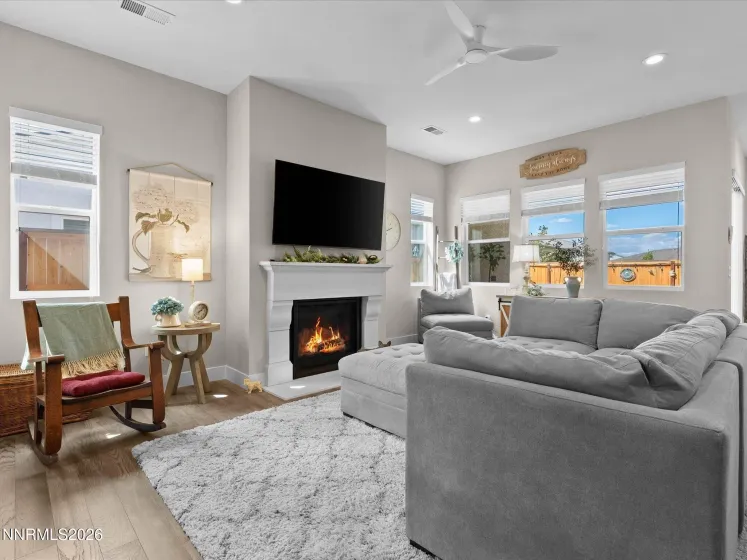 2250 Newberry, Sparks, Nevada 89436, 2 Bedrooms Bedrooms, ,2 BathroomsBathrooms,Residential,Residential,Newberry,0,260012515
