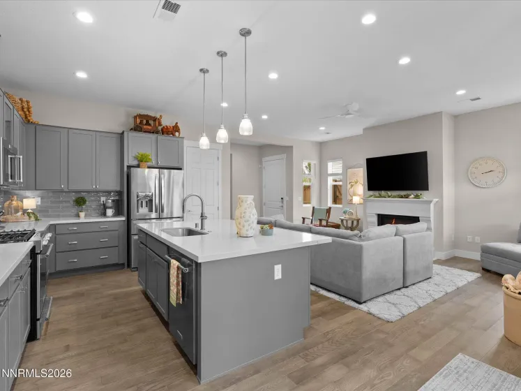 2250 Newberry, Sparks, Nevada 89436, 2 Bedrooms Bedrooms, ,2 BathroomsBathrooms,Residential,Residential,Newberry,0,260012515