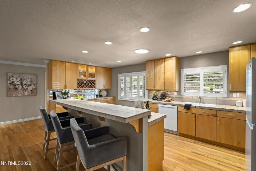 2255 Sequoia, Reno, Nevada 89502, 2 Bedrooms Bedrooms, ,3 BathroomsBathrooms,Residential,Residential,Sequoia,0,260012531