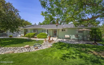 2255 Sequoia, Reno, Nevada 89502, 2 Bedrooms Bedrooms, ,3 BathroomsBathrooms,Residential,Residential,Sequoia,0,260012531