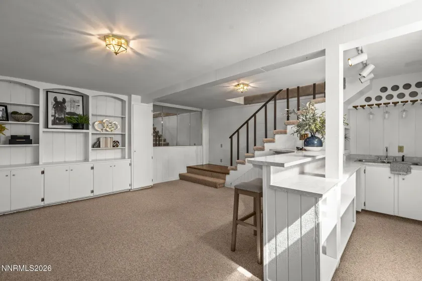2255 Sequoia, Reno, Nevada 89502, 2 Bedrooms Bedrooms, ,3 BathroomsBathrooms,Residential,Residential,Sequoia,0,260012531