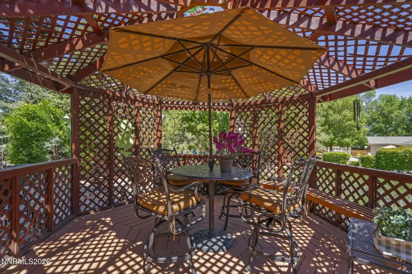 2255 Sequoia, Reno, Nevada 89502, 2 Bedrooms Bedrooms, ,3 BathroomsBathrooms,Residential,Residential,Sequoia,0,260012531