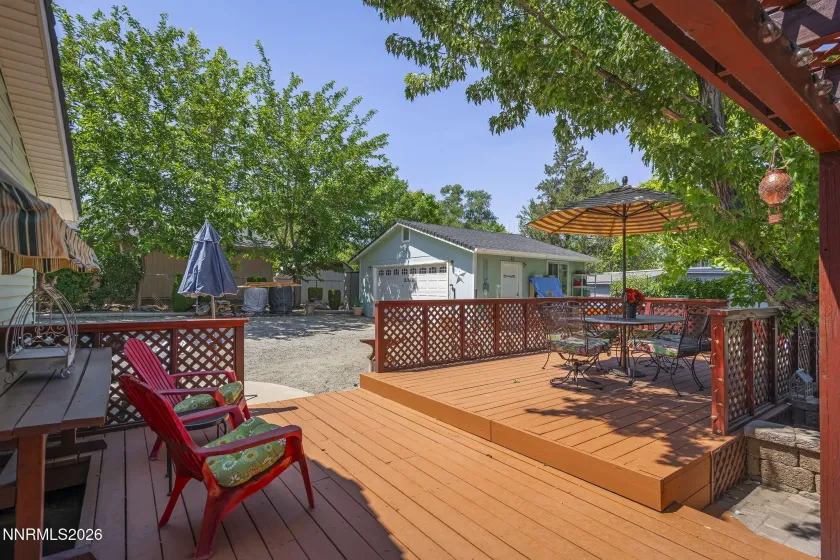 2255 Sequoia, Reno, Nevada 89502, 2 Bedrooms Bedrooms, ,3 BathroomsBathrooms,Residential,Residential,Sequoia,0,260012531