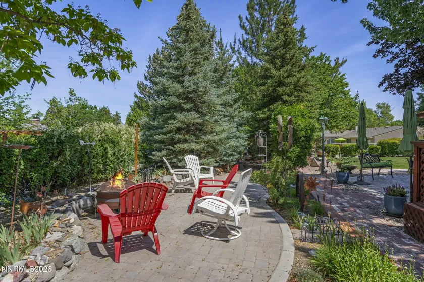 2255 Sequoia, Reno, Nevada 89502, 2 Bedrooms Bedrooms, ,3 BathroomsBathrooms,Residential,Residential,Sequoia,0,260012531