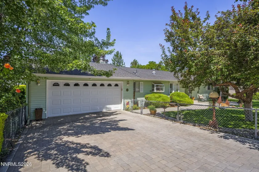 2255 Sequoia, Reno, Nevada 89502, 2 Bedrooms Bedrooms, ,3 BathroomsBathrooms,Residential,Residential,Sequoia,0,260012531