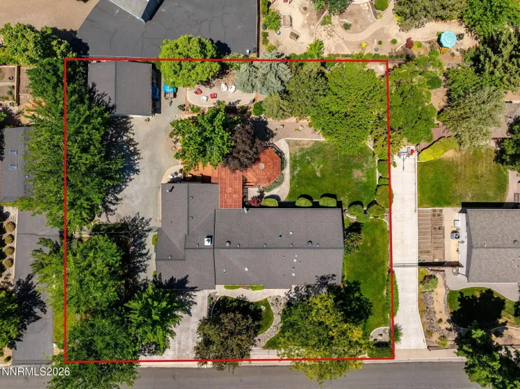 2255 Sequoia, Reno, Nevada 89502, 2 Bedrooms Bedrooms, ,3 BathroomsBathrooms,Residential,Residential,Sequoia,0,260012531