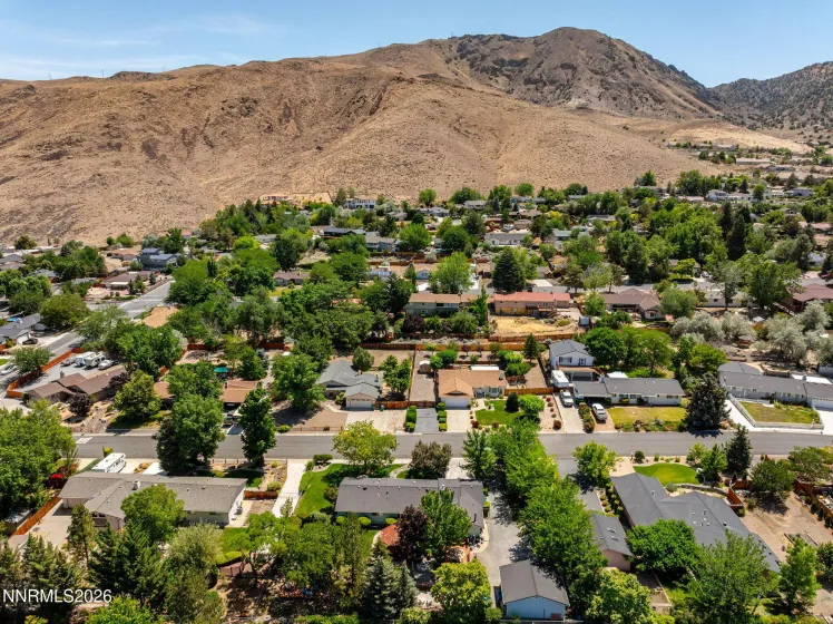 2255 Sequoia, Reno, Nevada 89502, 2 Bedrooms Bedrooms, ,3 BathroomsBathrooms,Residential,Residential,Sequoia,0,260012531