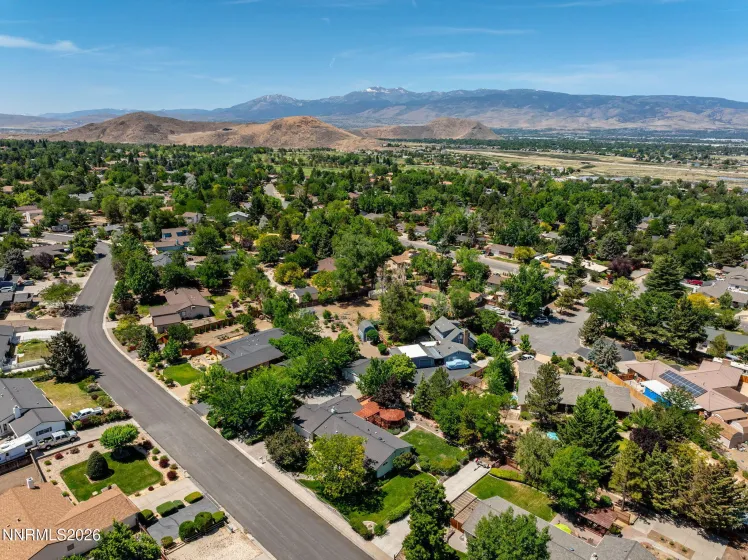 2255 Sequoia, Reno, Nevada 89502, 2 Bedrooms Bedrooms, ,3 BathroomsBathrooms,Residential,Residential,Sequoia,0,260012531