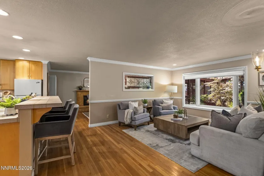 2255 Sequoia, Reno, Nevada 89502, 2 Bedrooms Bedrooms, ,3 BathroomsBathrooms,Residential,Residential,Sequoia,0,260012531