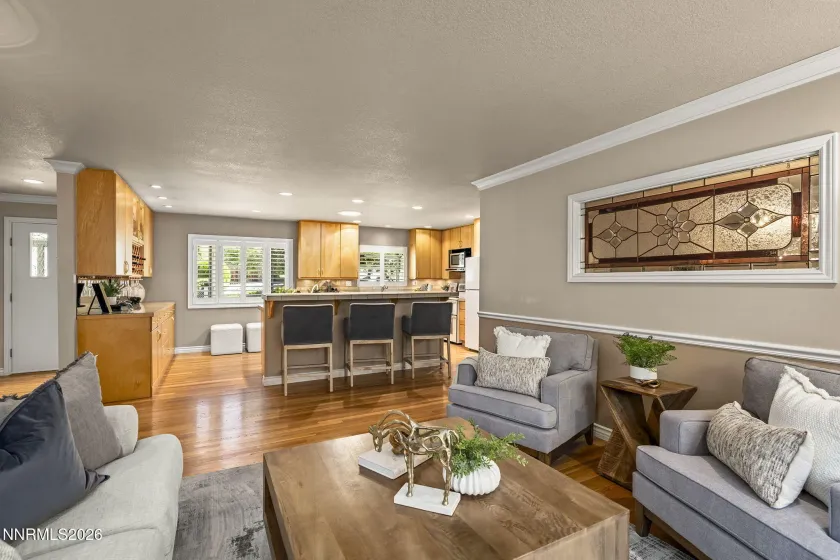 2255 Sequoia, Reno, Nevada 89502, 2 Bedrooms Bedrooms, ,3 BathroomsBathrooms,Residential,Residential,Sequoia,0,260012531