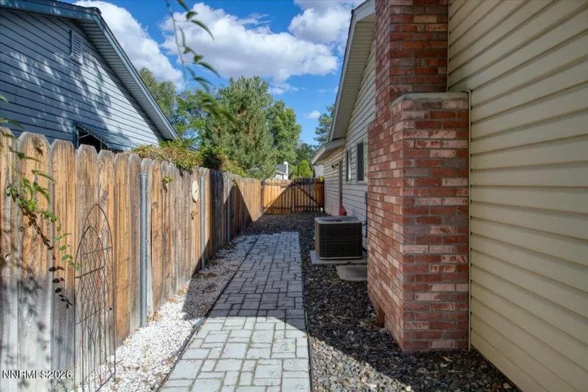3095 Santa Ana, Reno, Nevada 89502, 3 Bedrooms Bedrooms, ,2 BathroomsBathrooms,Residential,Residential,Santa Ana,0,260012540