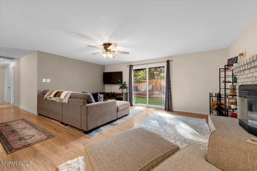 3095 Santa Ana, Reno, Nevada 89502, 3 Bedrooms Bedrooms, ,2 BathroomsBathrooms,Residential,Residential,Santa Ana,0,260012540