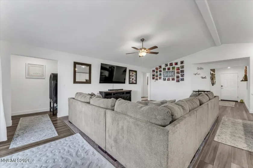 1201 Avian, Spanish Springs, Nevada 89441, 4 Bedrooms Bedrooms, ,3 BathroomsBathrooms,Residential,Residential,Avian,0,260012542
