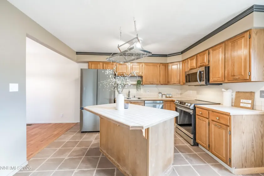 3380 Adler, Reno, Nevada 89503, 3 Bedrooms Bedrooms, ,3 BathroomsBathrooms,Residential,Residential,Adler,0,260012544
