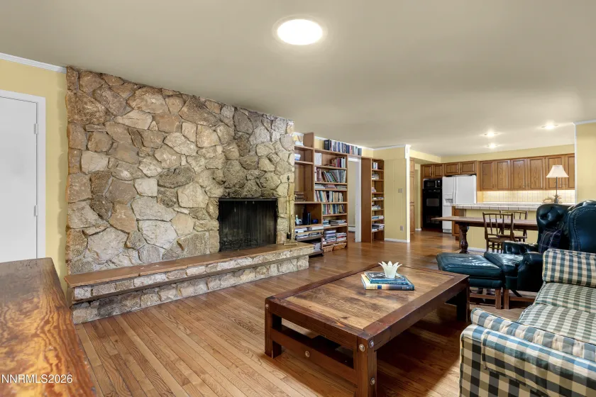 1460 Coronet, Reno, Nevada 89509, 4 Bedrooms Bedrooms, ,4 BathroomsBathrooms,Residential,Residential,Coronet,0,260012545