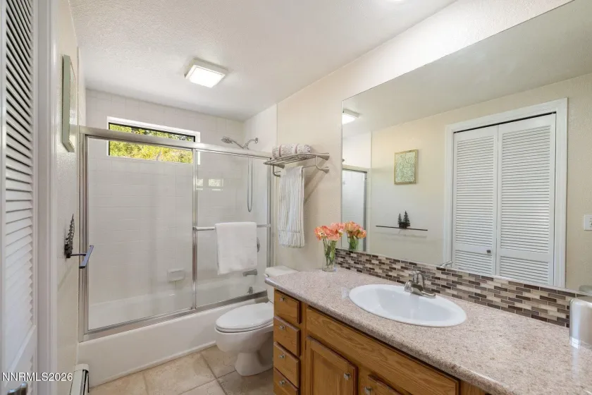 Bathroom/Laundry