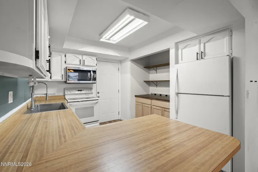 4214 Pheasant, Carson City, Nevada 89701, 3 Bedrooms Bedrooms, ,3 BathroomsBathrooms,Residential,Residential,Pheasant,0,260012549