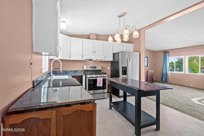 6 Agate Circle, Yerington, Nevada 89447, 3 Bedrooms Bedrooms, ,2 BathroomsBathrooms,Residential,Residential,Agate Circle,0,260012557