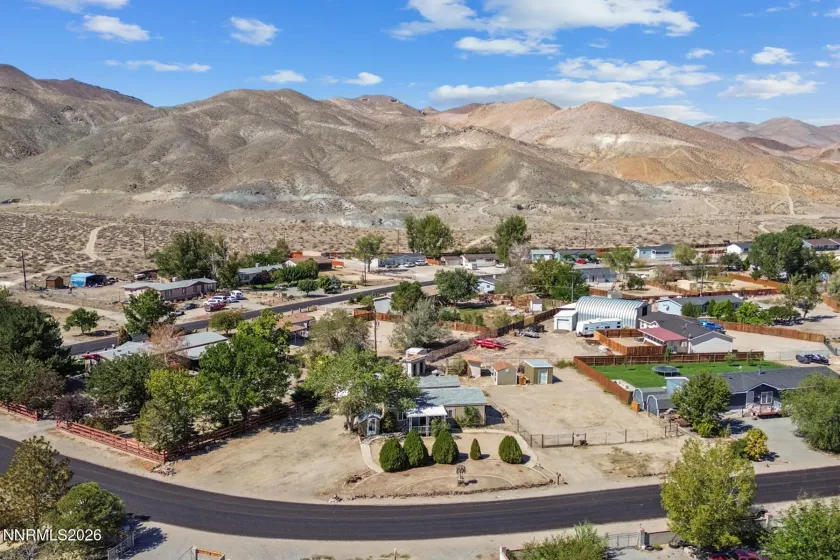 6 Agate Circle, Yerington, Nevada 89447, 3 Bedrooms Bedrooms, ,2 BathroomsBathrooms,Residential,Residential,Agate Circle,0,260012557
