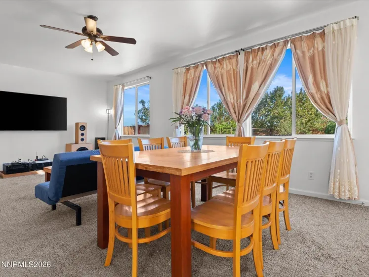 11775 Desert Grass, Reno, Nevada 89506, 4 Bedrooms Bedrooms, ,3 BathroomsBathrooms,Residential,Residential,Desert Grass,0,260012559
