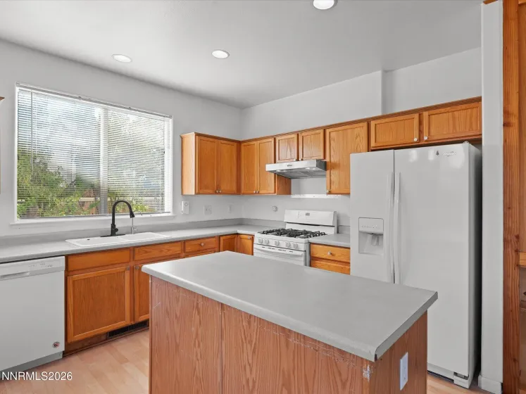 11775 Desert Grass, Reno, Nevada 89506, 4 Bedrooms Bedrooms, ,3 BathroomsBathrooms,Residential,Residential,Desert Grass,0,260012559