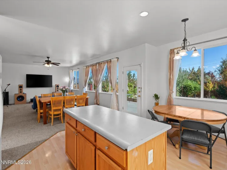 11775 Desert Grass, Reno, Nevada 89506, 4 Bedrooms Bedrooms, ,3 BathroomsBathrooms,Residential,Residential,Desert Grass,0,260012559