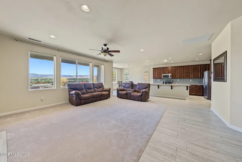 1431 Snow Summit, Reno, Nevada 89523, 4 Bedrooms Bedrooms, ,3 BathroomsBathrooms,Residential,Residential,Snow Summit,0,260012560