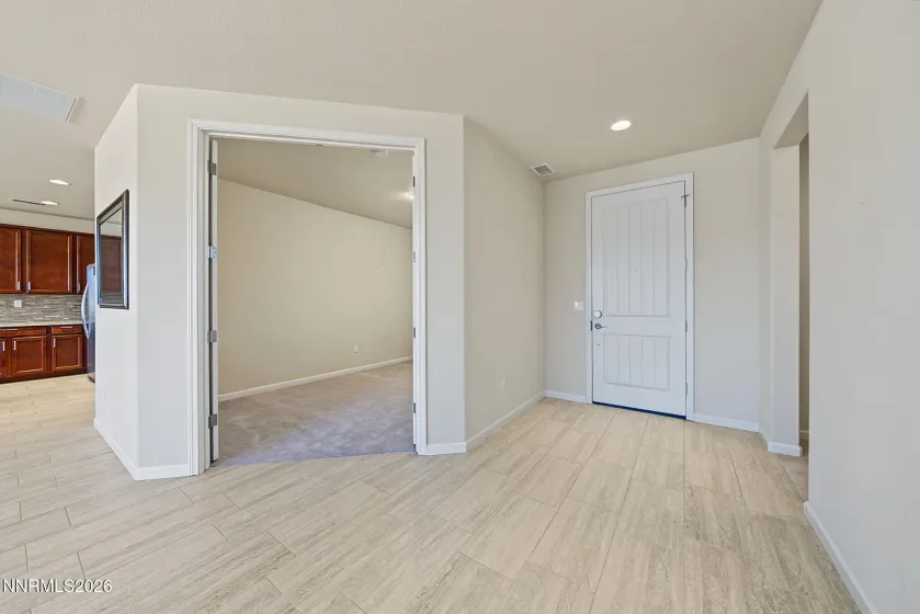 1431 Snow Summit, Reno, Nevada 89523, 4 Bedrooms Bedrooms, ,3 BathroomsBathrooms,Residential,Residential,Snow Summit,0,260012560
