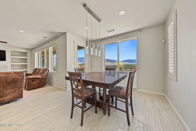 1431 Snow Summit, Reno, Nevada 89523, 4 Bedrooms Bedrooms, ,3 BathroomsBathrooms,Residential,Residential,Snow Summit,0,260012560