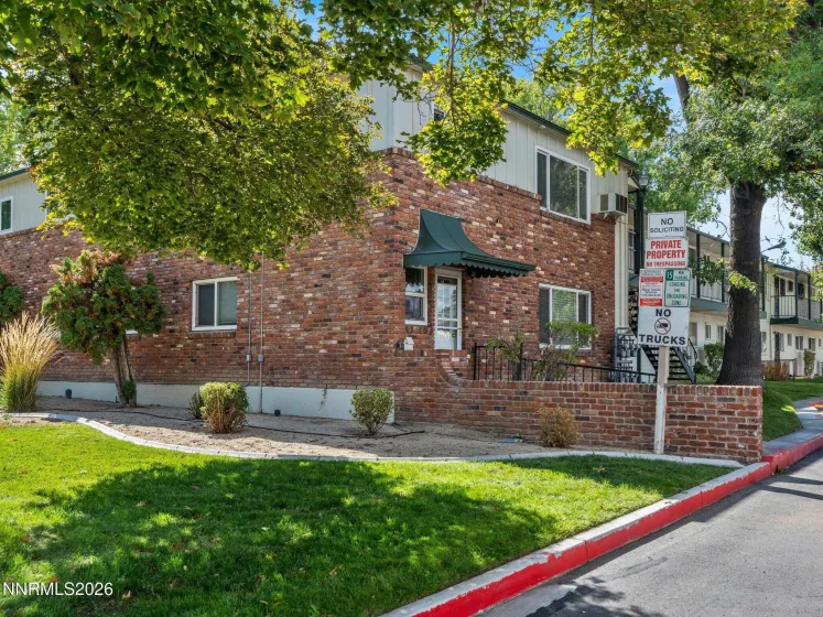 1945 4th, Sparks, Nevada 89431, 2 Bedrooms Bedrooms, ,1 BathroomBathrooms,Residential,Residential,4th,0,260012561