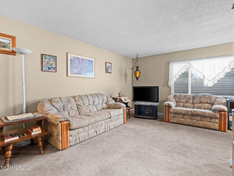 1945 4th, Sparks, Nevada 89431, 2 Bedrooms Bedrooms, ,1 BathroomBathrooms,Residential,Residential,4th,0,260012561
