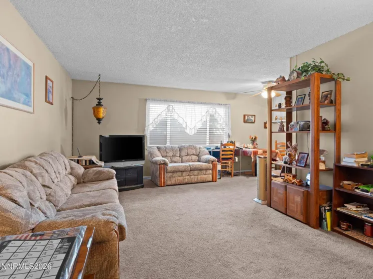 1945 4th, Sparks, Nevada 89431, 2 Bedrooms Bedrooms, ,1 BathroomBathrooms,Residential,Residential,4th,0,260012561