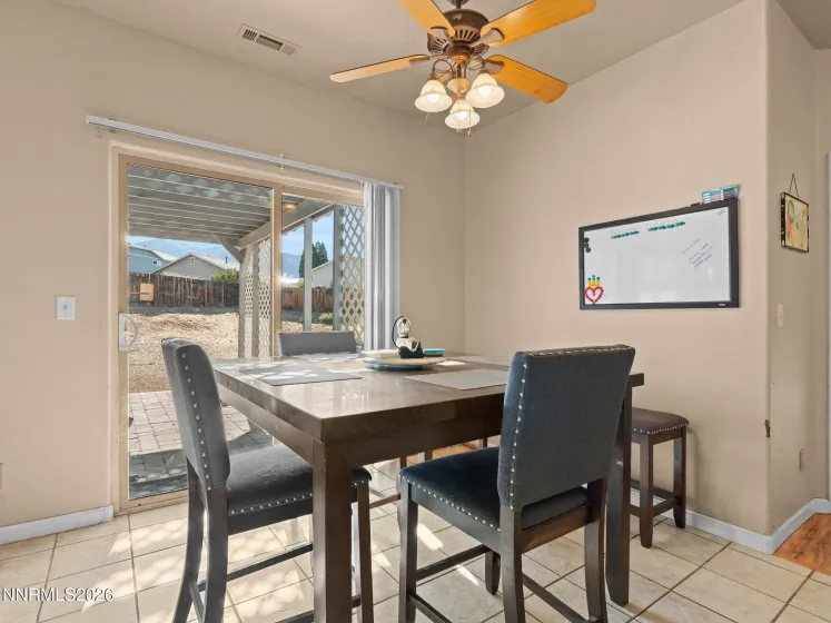 9445 Pine Tree, Reno, Nevada 89506, 3 Bedrooms Bedrooms, ,2 BathroomsBathrooms,Residential,Residential,Pine Tree,0,260012562