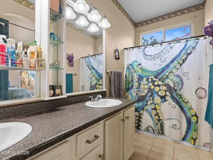 9445 Pine Tree, Reno, Nevada 89506, 3 Bedrooms Bedrooms, ,2 BathroomsBathrooms,Residential,Residential,Pine Tree,0,260012562