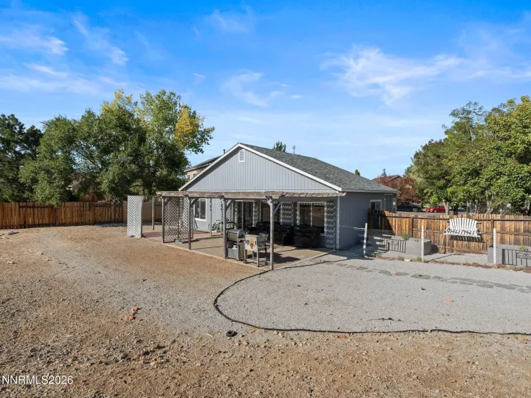 9445 Pine Tree, Reno, Nevada 89506, 3 Bedrooms Bedrooms, ,2 BathroomsBathrooms,Residential,Residential,Pine Tree,0,260012562