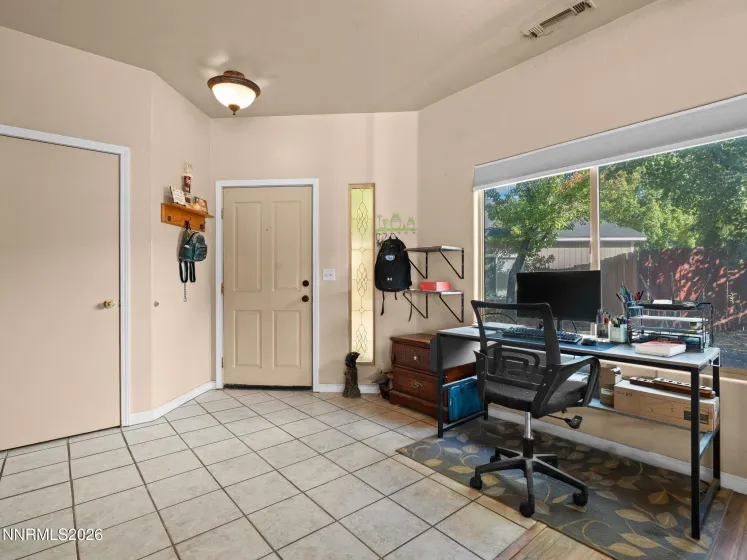 9445 Pine Tree, Reno, Nevada 89506, 3 Bedrooms Bedrooms, ,2 BathroomsBathrooms,Residential,Residential,Pine Tree,0,260012562