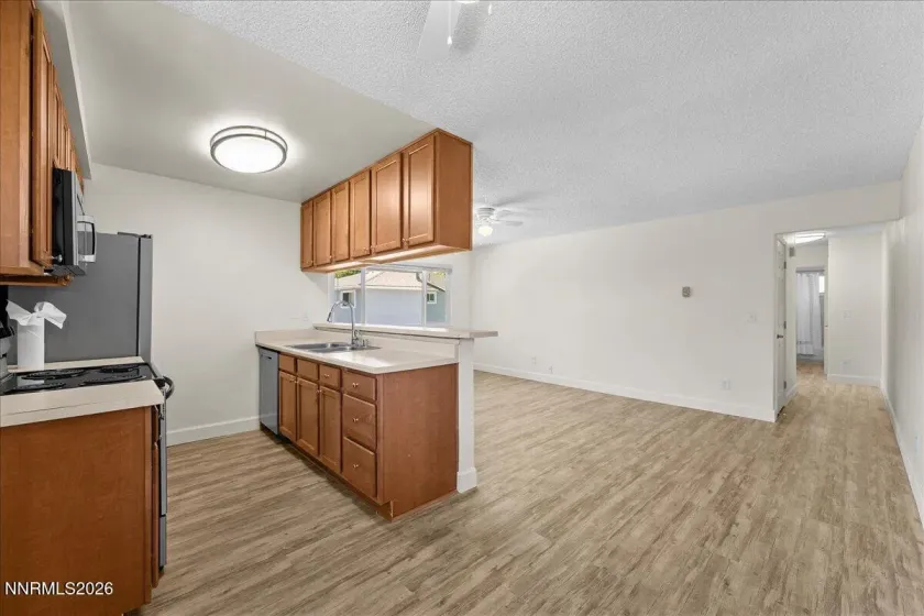 4940 Catalina, Reno, Nevada 89502, 2 Bedrooms Bedrooms, ,1 BathroomBathrooms,Residential,Residential,Catalina,0,260012564