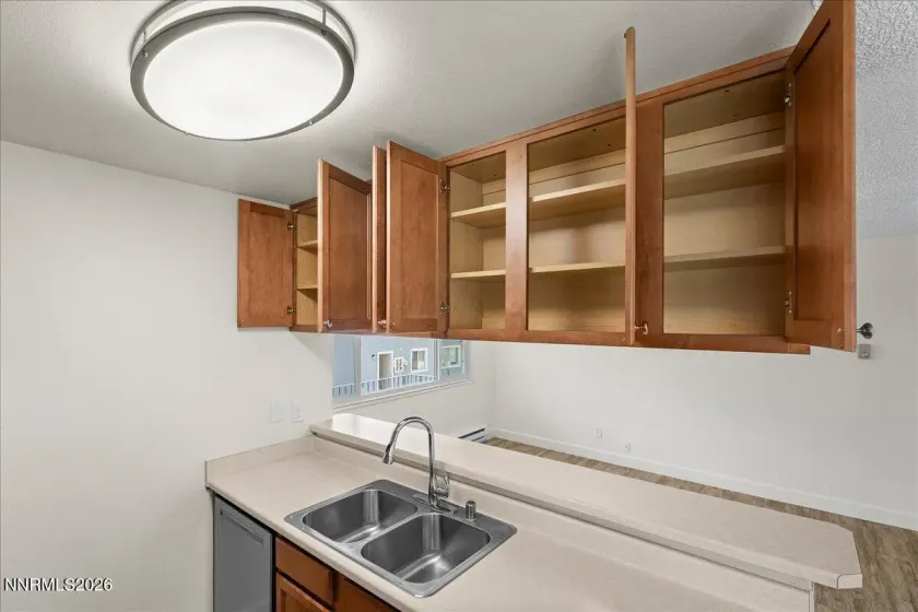 4940 Catalina, Reno, Nevada 89502, 2 Bedrooms Bedrooms, ,1 BathroomBathrooms,Residential,Residential,Catalina,0,260012564